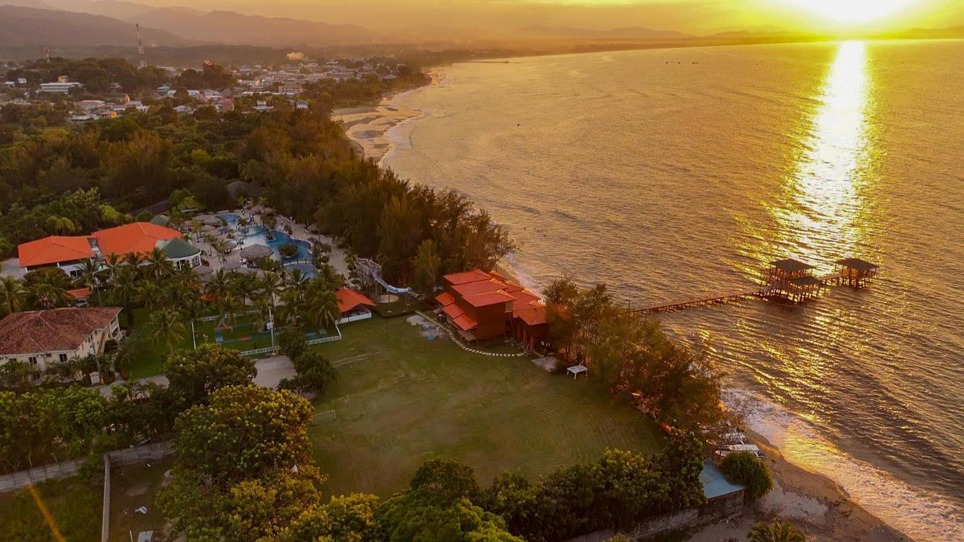 La Ensenada Beach Resort Тела Экстерьер фото